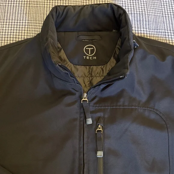 Tumi Tech Men's Blank Performance Jacket - Picture 4 of 10